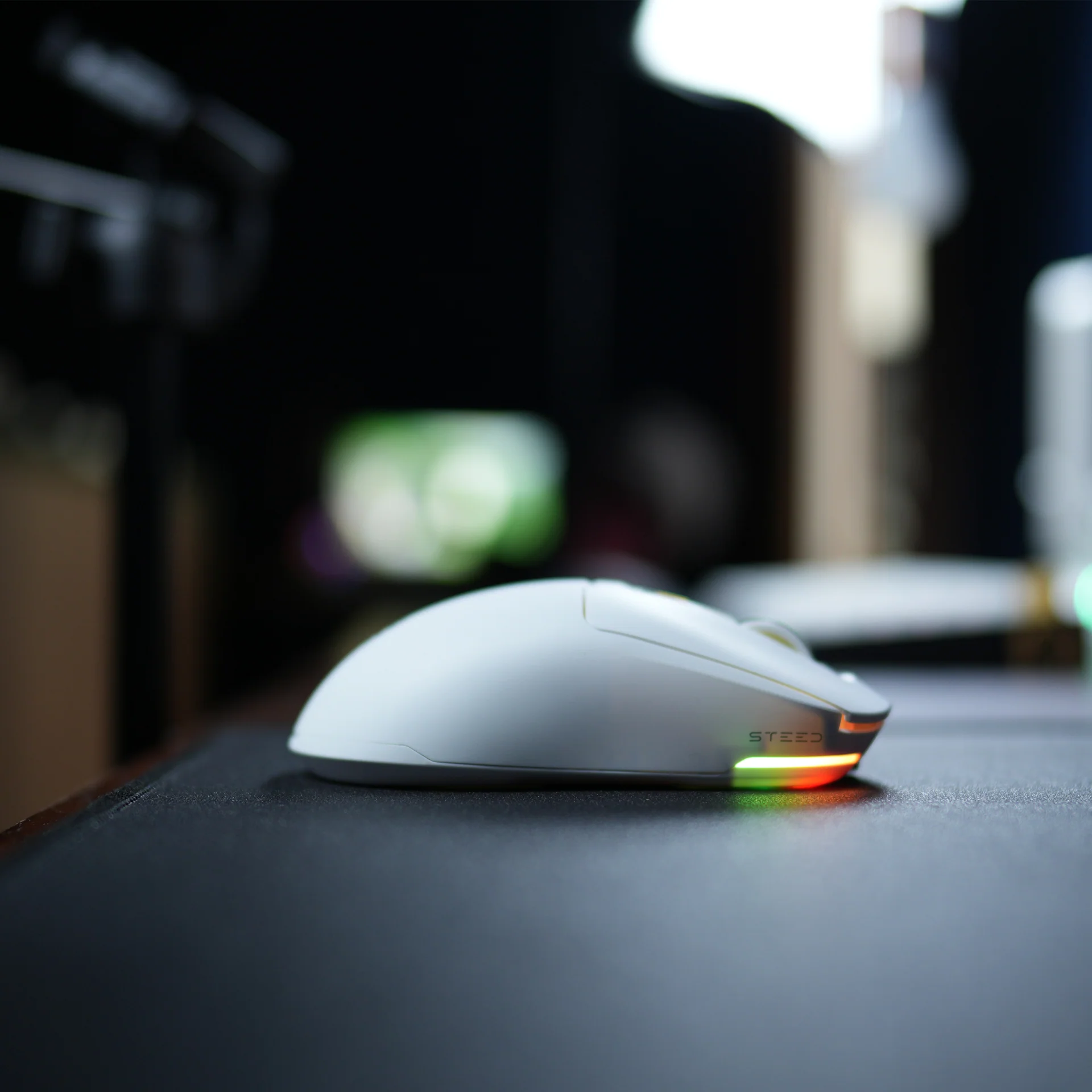 ARION Superlight TRI-Mode Gaming Mouse - Image 5