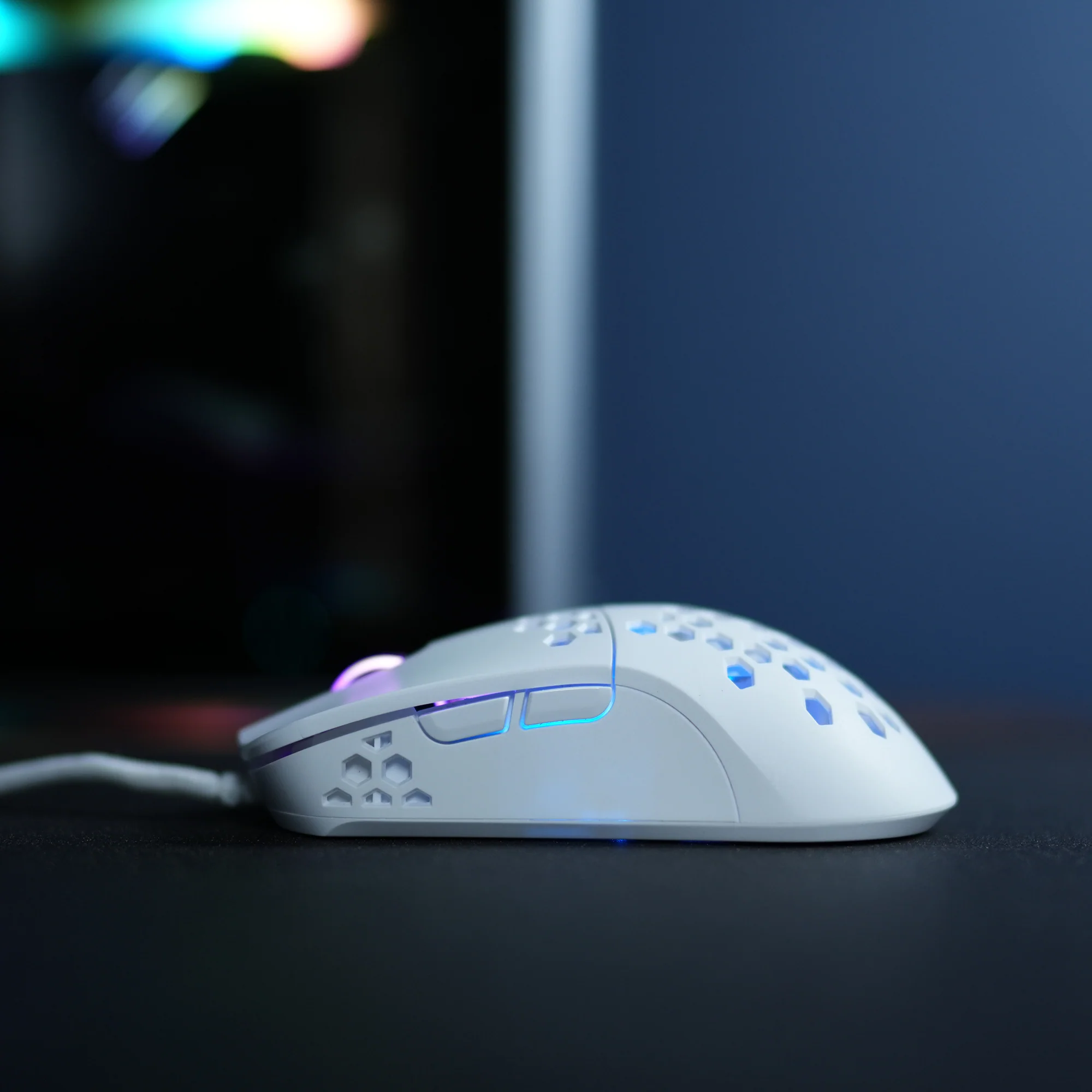 BALIOS Ultralight Wired Gaming Mouse - Image 4