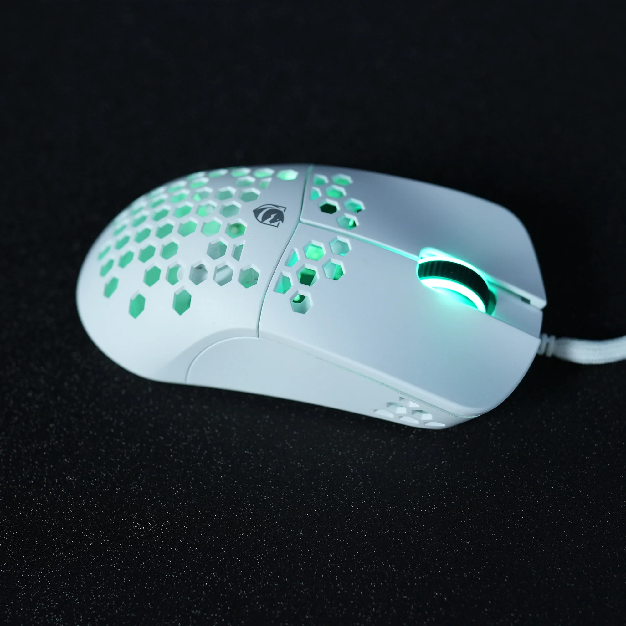 BALIOS Ultralight Wired Gaming Mouse - Image 8
