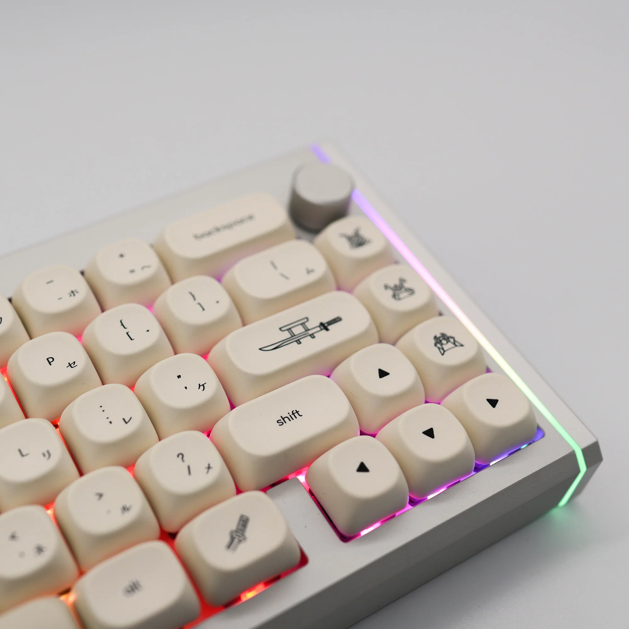 PYROIS 65 Silver Prebuilt - Minimalist Samurai - Image 3