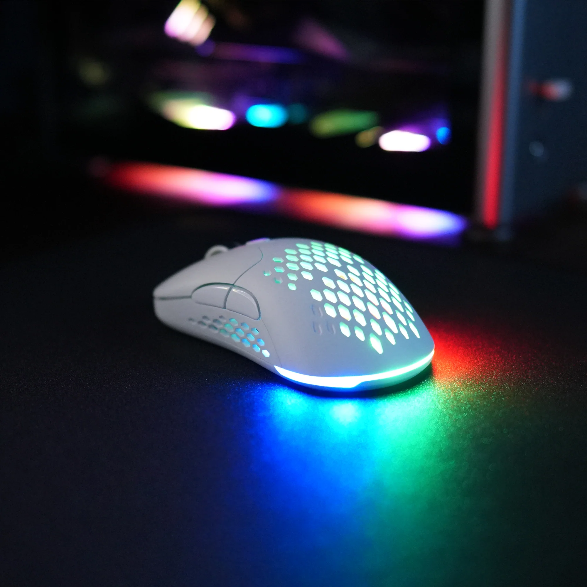 TROJAN Customisable TRI-Mode Gaming Mouse - Image 3