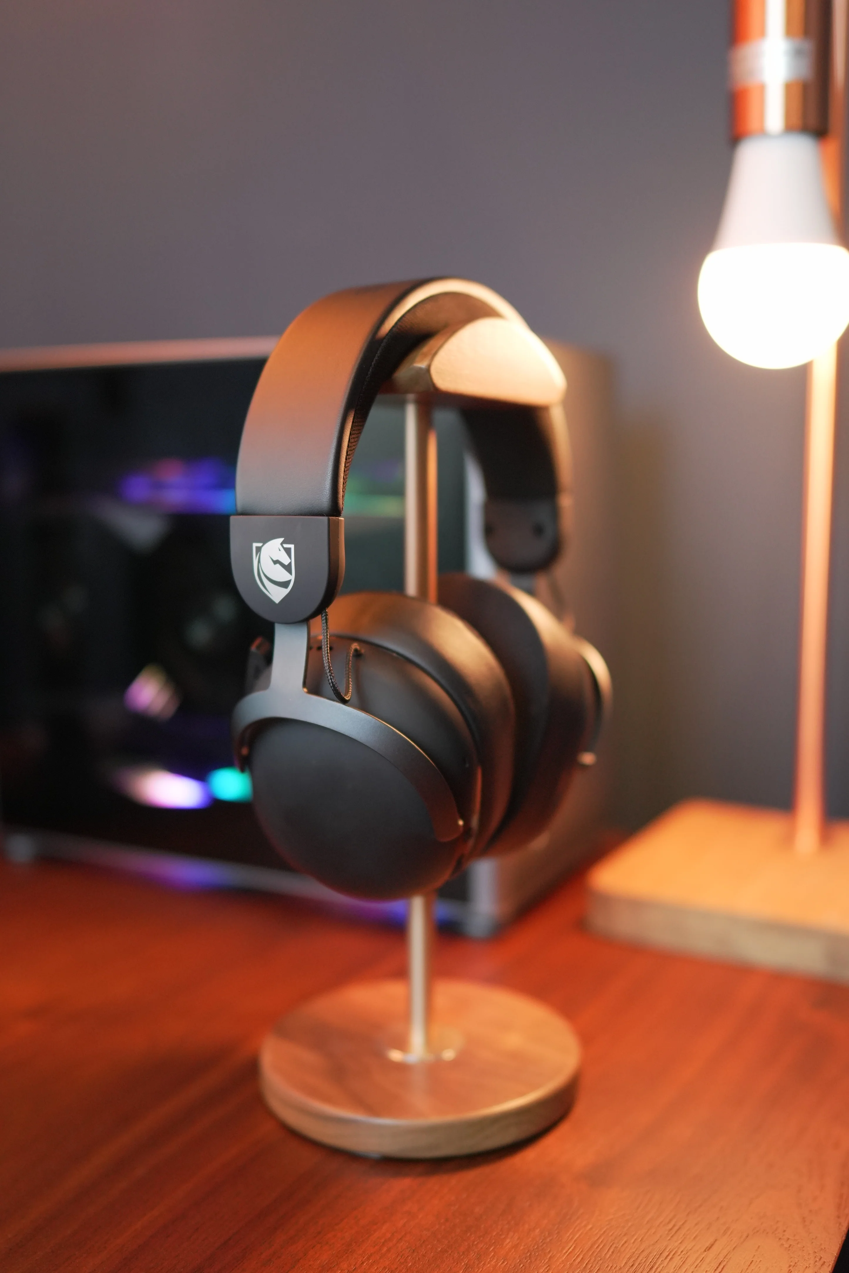VALKYRIE Wireless Low-Latency Gaming Headset - Image 3
