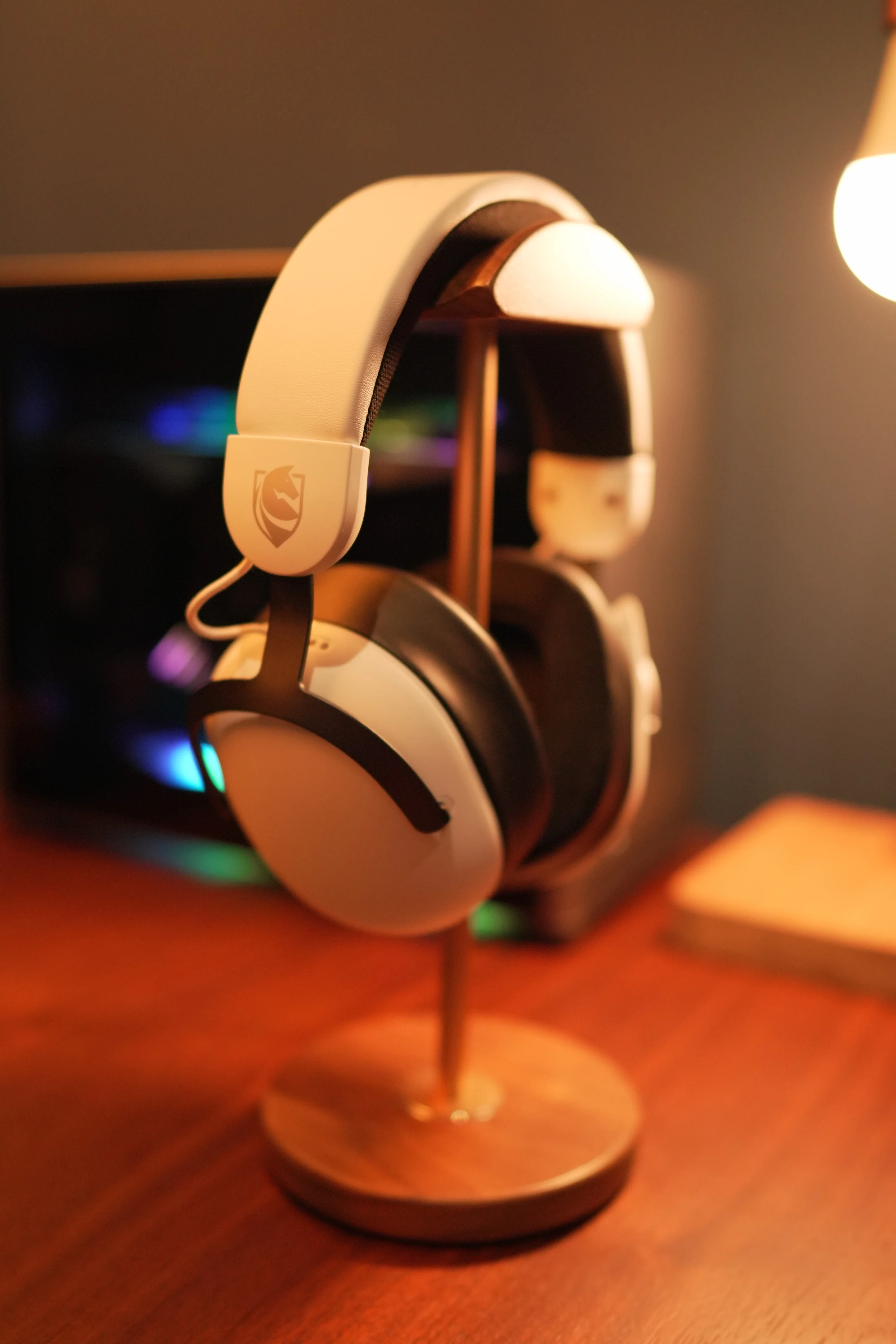 VALKYRIE Wireless Low-Latency Gaming Headset - Image 7